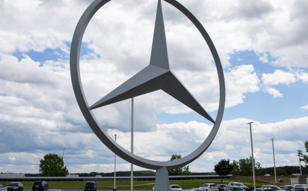 Mercedes to Pay $150 Million Over Claims It Cheated on Emissions Tests