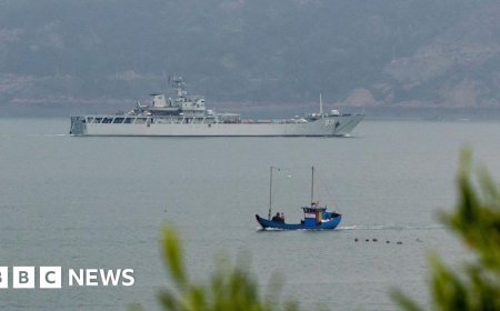 China holds military drills around Taiwan as warning to 'separatist forces'