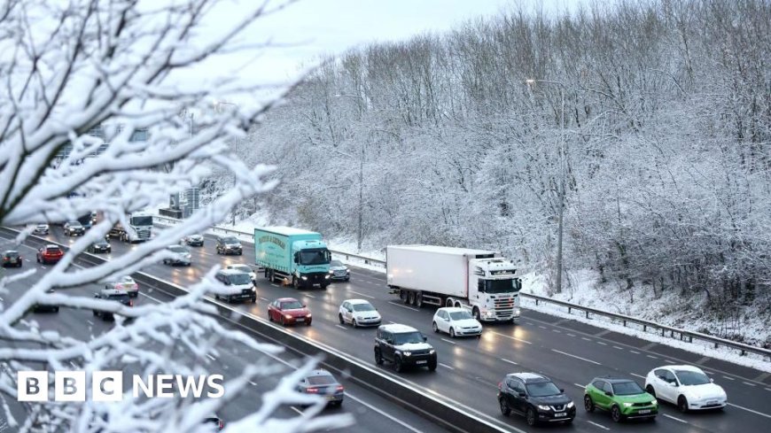 When roads will be busiest and supermarket hours: How to navigate the Christmas break