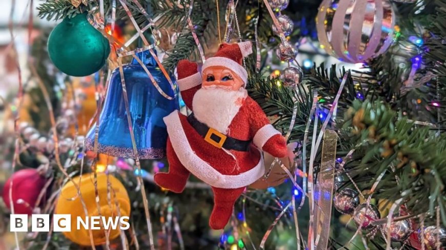 Maxing out on tinsel: Why retro Christmas decorations are cool again