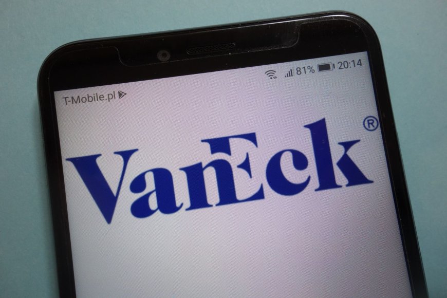 VanEck's new Avalanche ETF filing to include staking rewards for AVAX investors