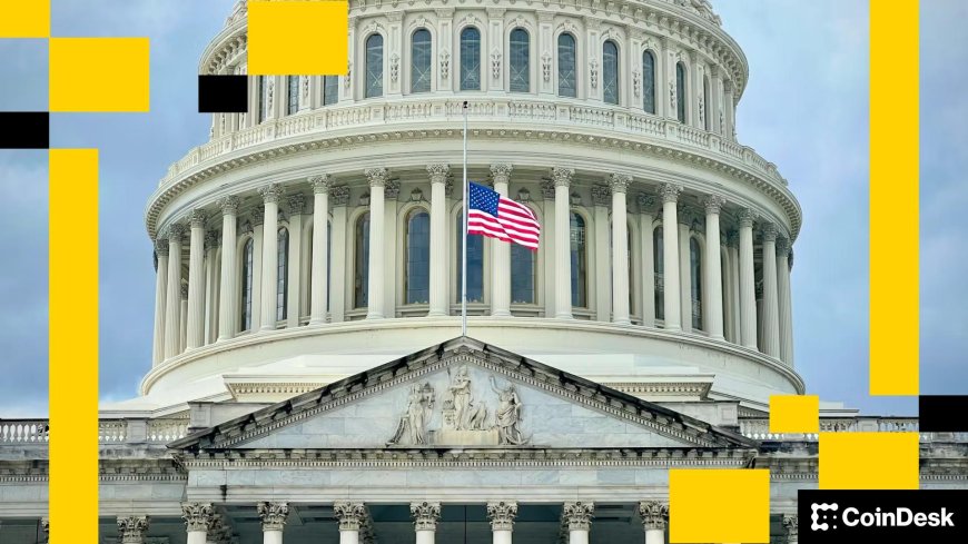 U.S. bipartisan lawmakers draw up tax bill with stablecoin and staking relief