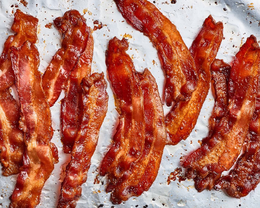The “Magical” Seasoning That Makes Bacon Taste Ridiculously Amazing (My Dad Does It Every Christmas Morning)