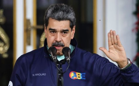 Bitcoin dips, but quickly recovers as U.S. captures Venezuela's Maduro