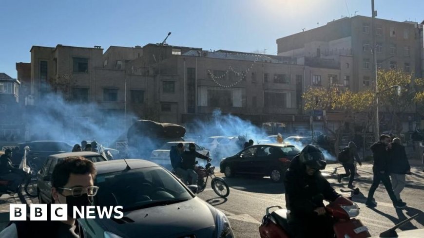 Trump warning over Iran protests 'reckless' says foreign minister