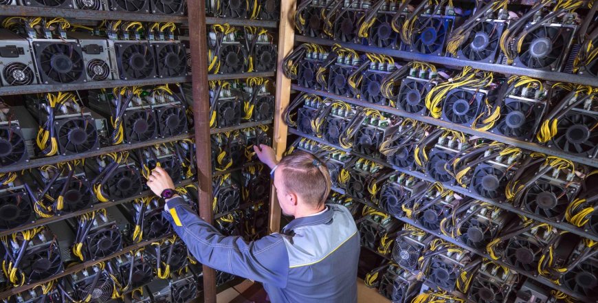 Cipher Digital shares rise 6% as the firm rebrands from bitcoin mining to HPC, earnings miss