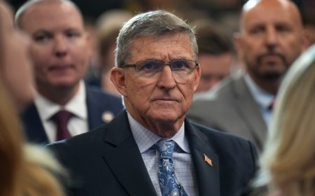 Trump Officials Attended a Summit of Election Deniers Who Want the President to Take Over the Midterms