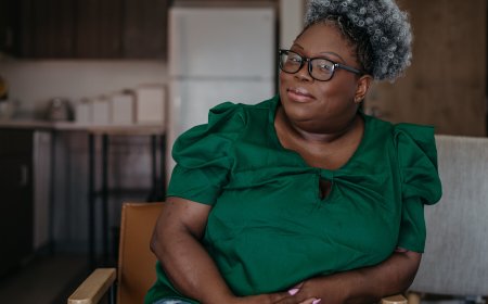 A Chicago Building Gives Blind Tenants Newfound Independence