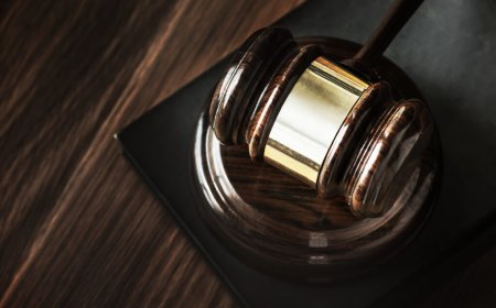 Privacy lawsuit targets Meta AI glasses after reports of footage review