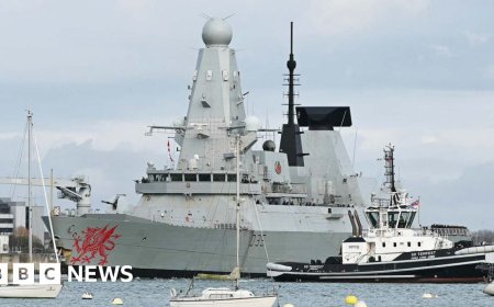 UK warship HMS Dragon departs for eastern Mediterranean