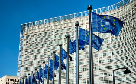 EU delays tech sovereignty package with AI and Chips Act 2