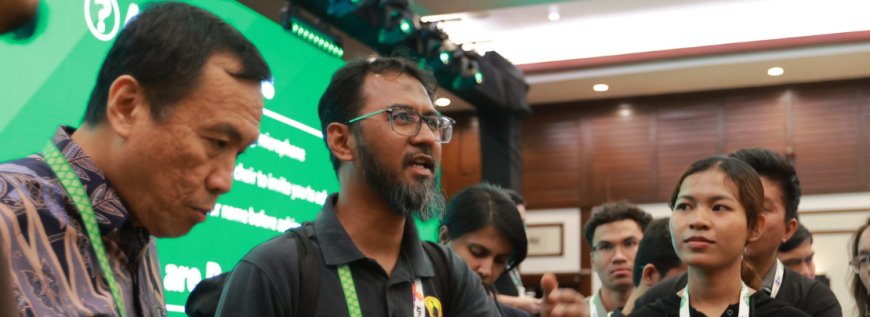 Shape the next generation of Internet leaders as part of the 2026 APNIC Fellowship team