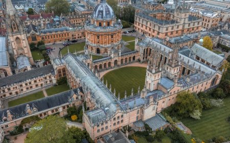 UNESCO and Oxford University launch global AI course for courts