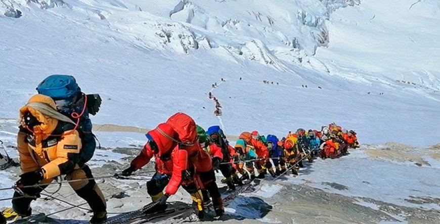 I Did Not Have 'Everest Guides Poisoning Climbers' on My Bingo Card