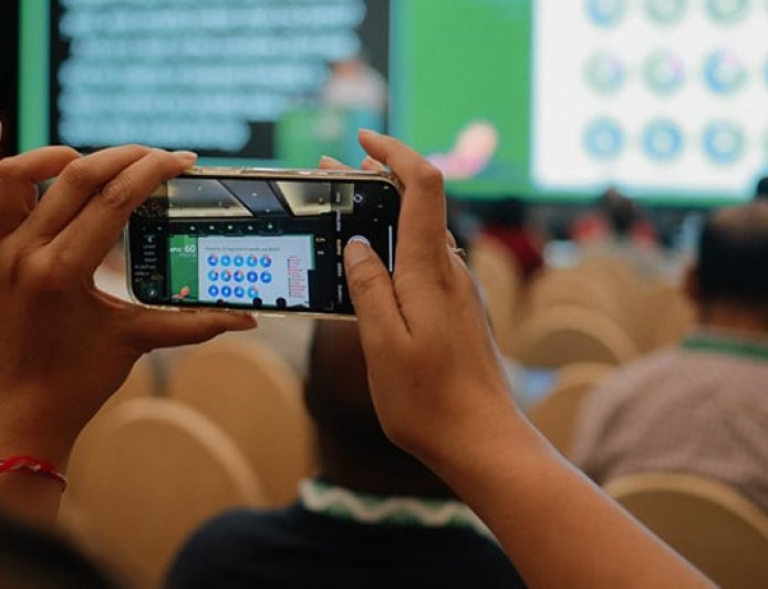 Introducing the APNIC WhatsApp Community
