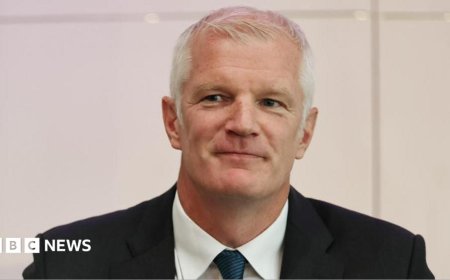 Former defence minister Al Carns turns down ministerial offer