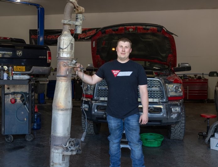 Justice Department Makes It Easier to Bypass Pollution Controls on Pickups