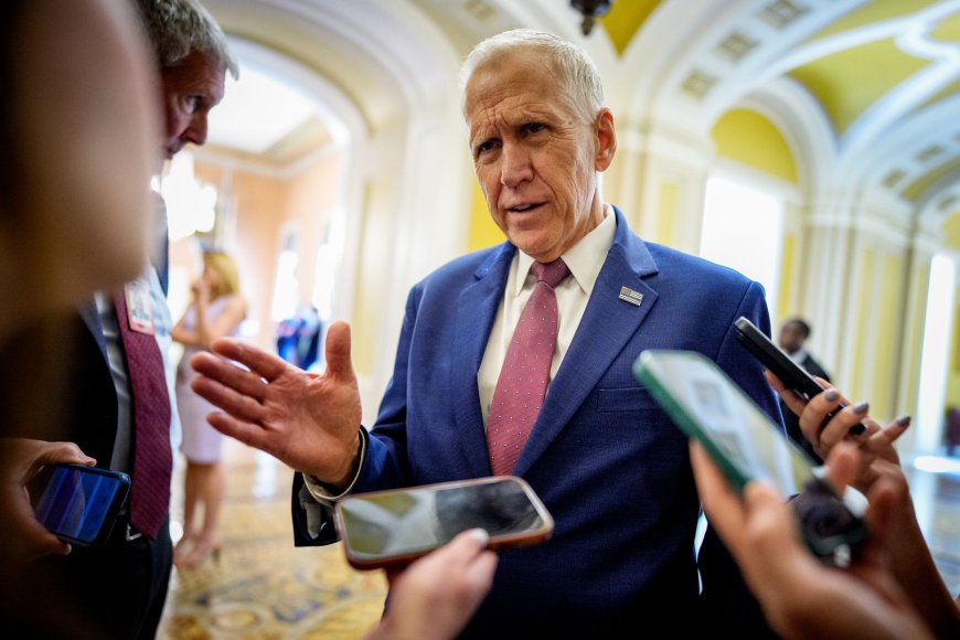 Senators ready to send stricter ethics rules on Trump's crypto ventures to White House, sources say