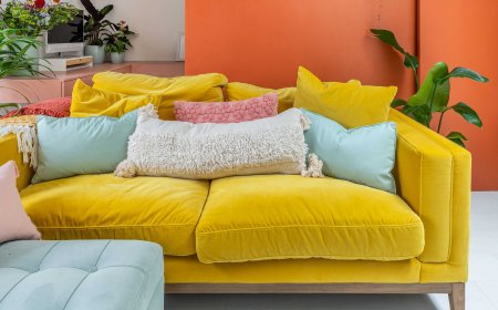 I'm Taking Small-Space Notes From This Family of 4 in a 450-Square-Foot Studio