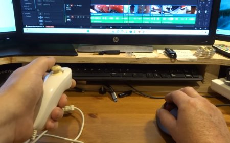 Wrist Welcomes Wii Nunchuk As Gloriously Ergonomic Macropad