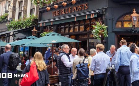 Why there's a row about standing up while drinking in central London