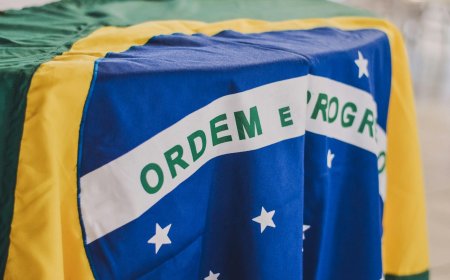 Brazil's central bank orders exchanges to delay large crypto transfers abroad