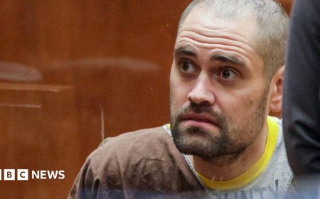 New indictment alleges Nick Reiner was lying in wait before killing parents Rob and Michele Reiner