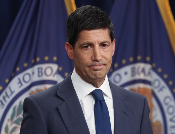 People Are Starting to Worry About Whether Kevin Warsh is a Credible Fed Chair