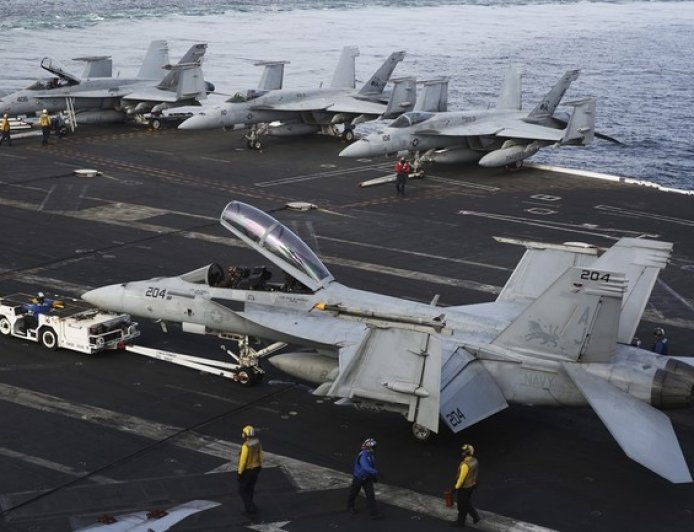 NYTimes: US Navy Is Getting Oil Through the Strait of Hormuz